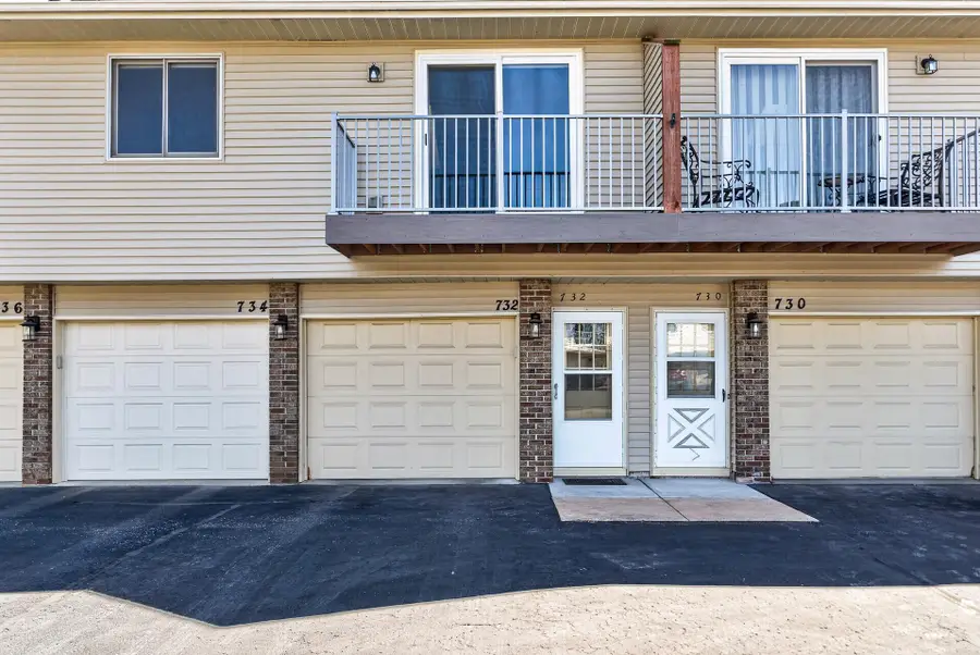 732 Parkside Drive #732H, Vadnais Heights, MN 55127 - #3