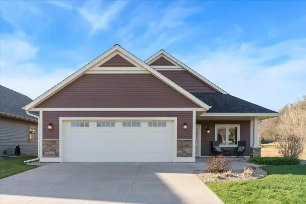 573 Cedar Drive, Lake City, MN 55041