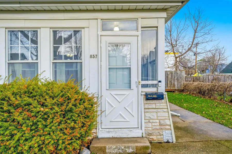 857 Rose Avenue E, Saint Paul, MN 55106 - #2