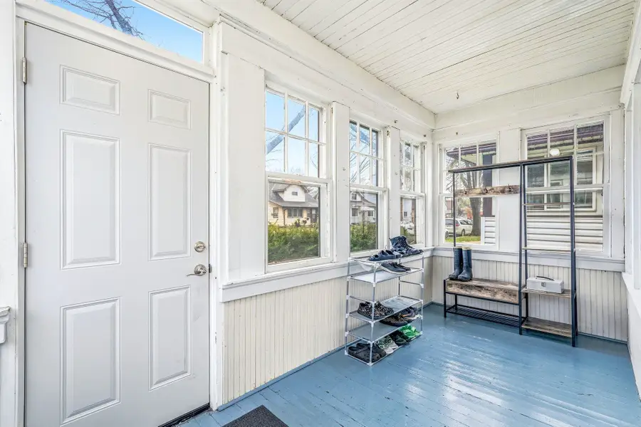 857 Rose Avenue E, Saint Paul, MN 55106 - #3