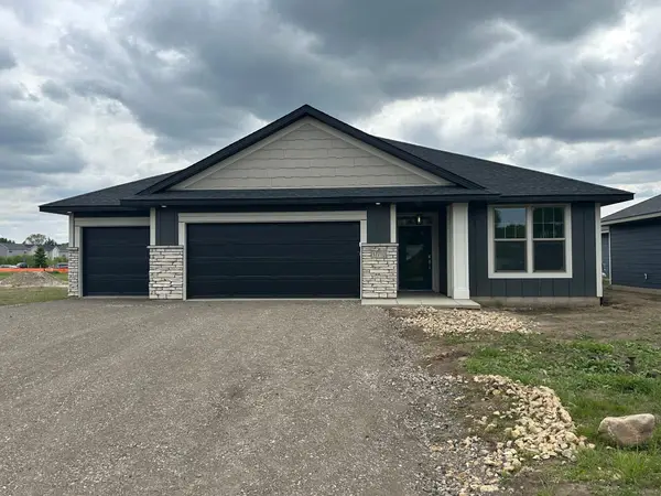 17710 Everest Avenue, Lakeville, MN 55044