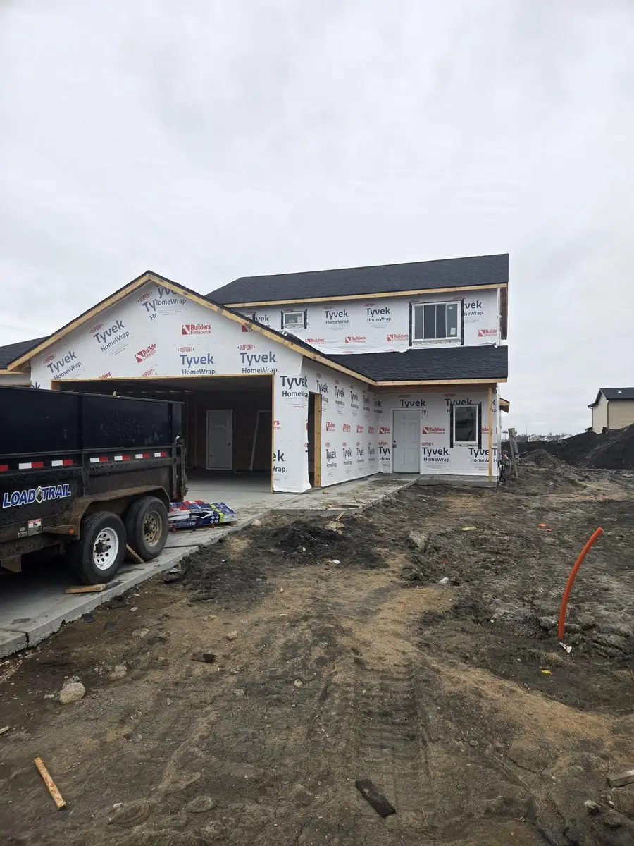 6297 86th Avenue S, Horace, ND 58047 - #2