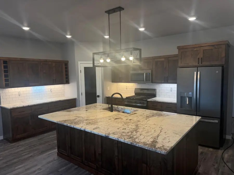 6297 86th Avenue S, Horace, ND 58047 - #3