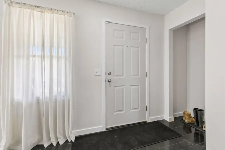 20955 Jamestown Avenue, Lakeville, MN 55044 - #3