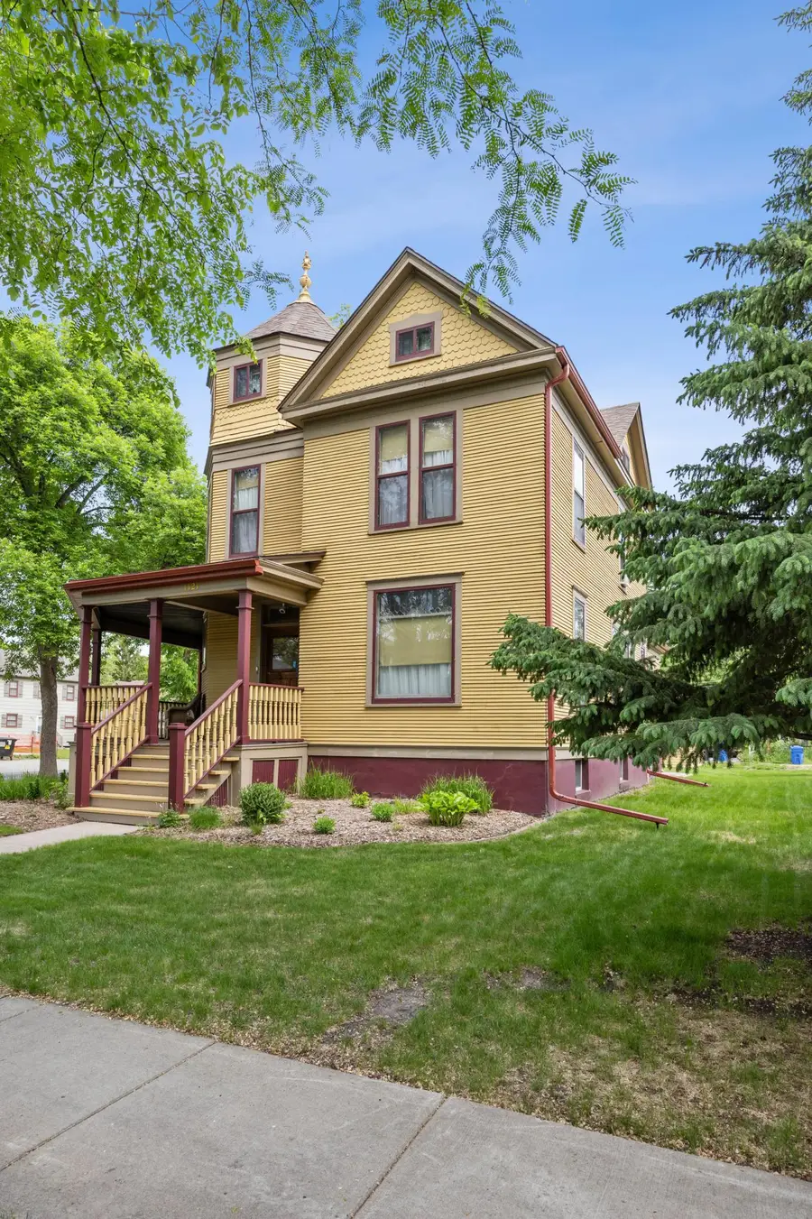 1121 4th Avenue S, Fargo, ND 58103 - #2