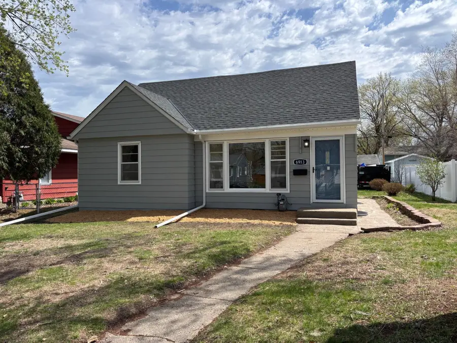 6913 Russell Avenue S, Richfield, MN 55423 - #2