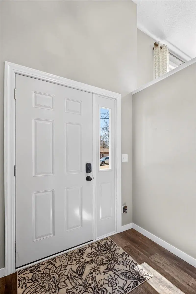 816 Park Street W, Cannon Falls, MN 55009 - #2