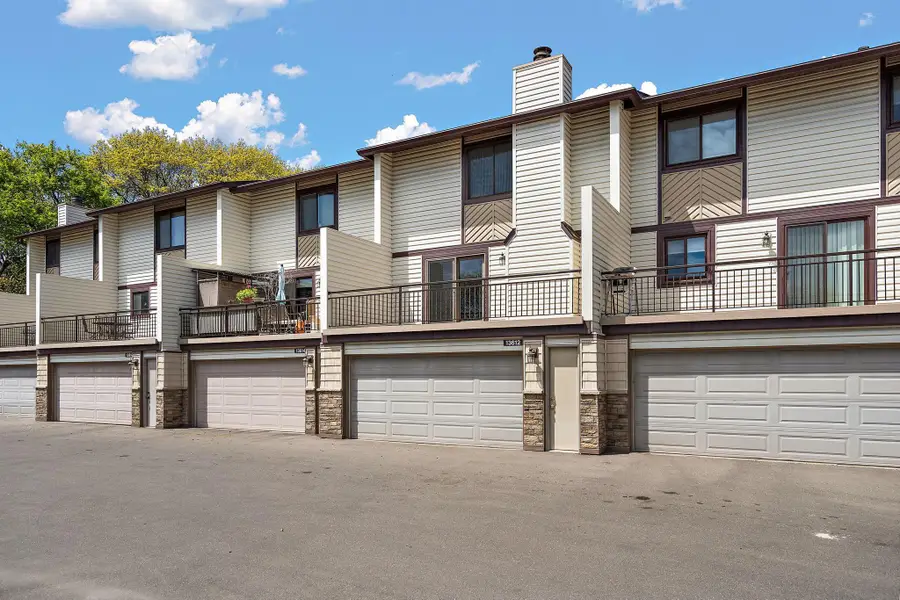 13612 Heather Hills Drive, Burnsville, MN 55337 - #2