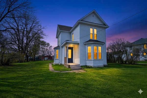 150 Broadway Avenue S, Cokato, MN 55321