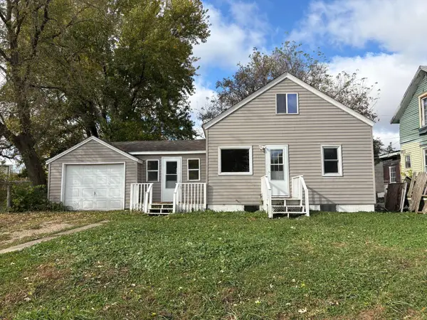 211 Clinton Street, Austin, MN 55912