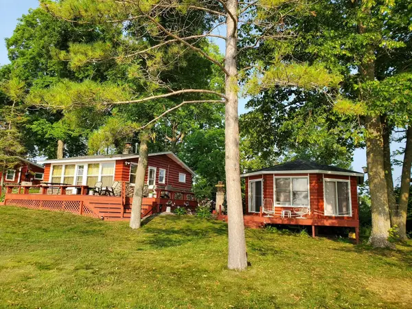 52585 Azalea Avenue, Stanchfield, MN 55080