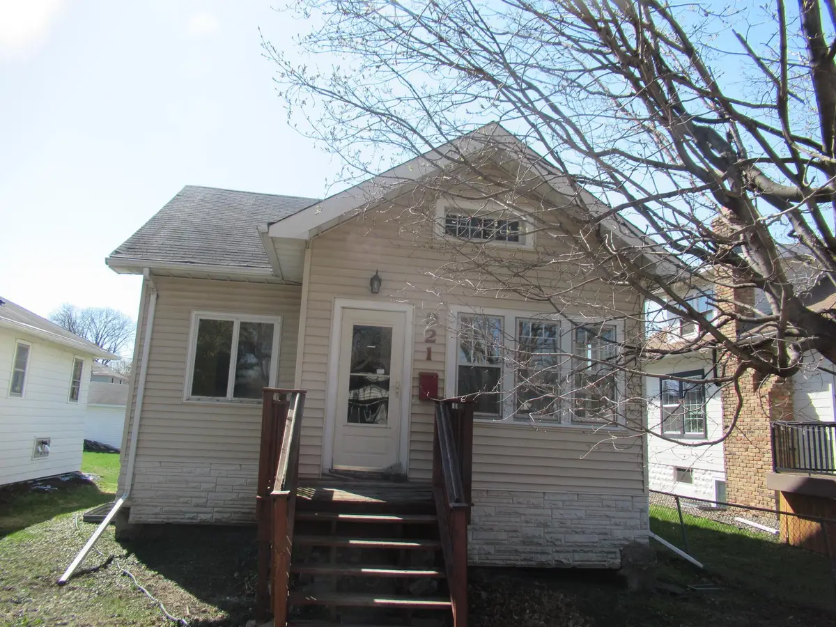 921 20th Avenue Se, Minneapolis, MN 55414 - #1