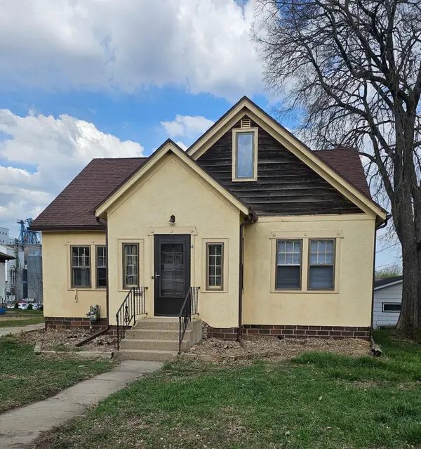 416 N 2nd Street, Le Sueur, MN 56058