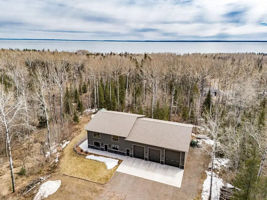5174 Upper Peterson Road, Duluth, MN 55804 - #2