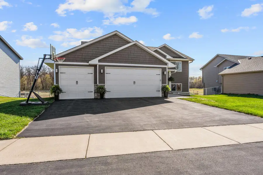 375 29th Avenue Se, Saint Cloud, MN 56304 - #3