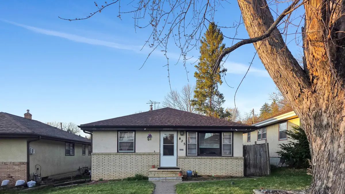 435 Hoyt Avenue E, Saint Paul, MN 55130 - #1