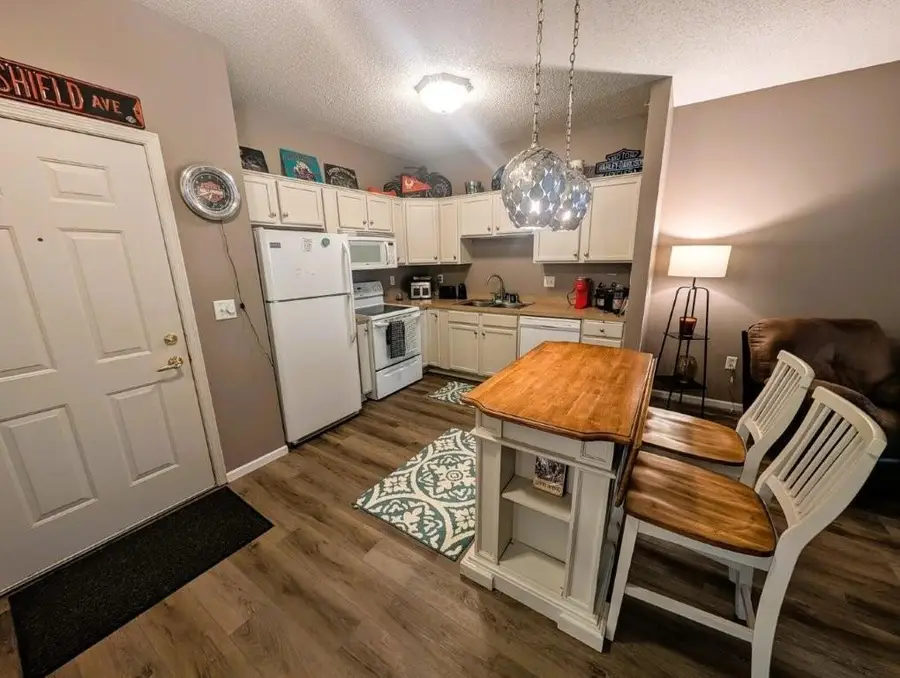 2231 Penn Place #316, North Saint Paul, MN 55109 - #2