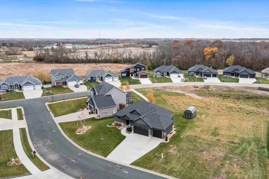 603 Eastland Avenue Se, New Prague, MN 56071 - #2