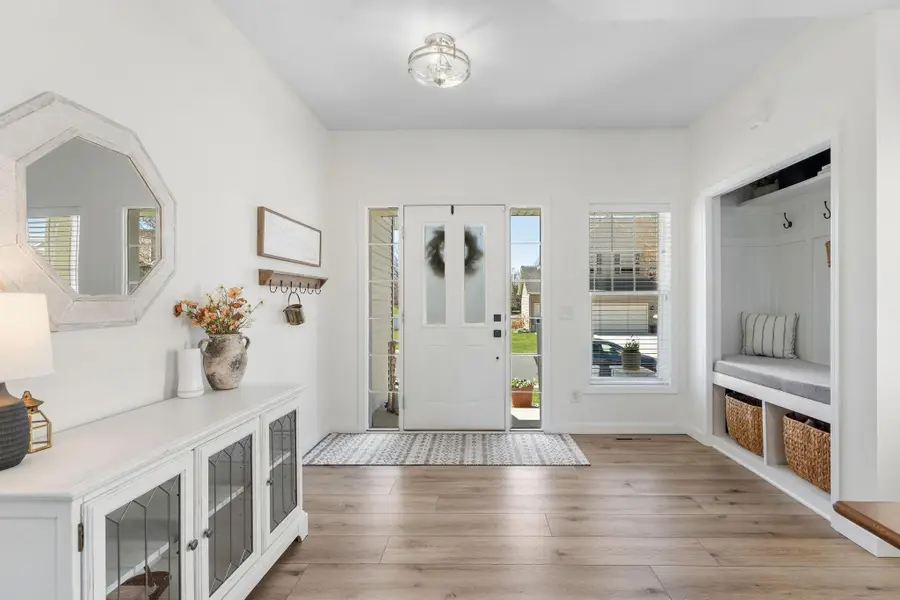 668 Newberry Lane, Chaska, MN 55318 - #3