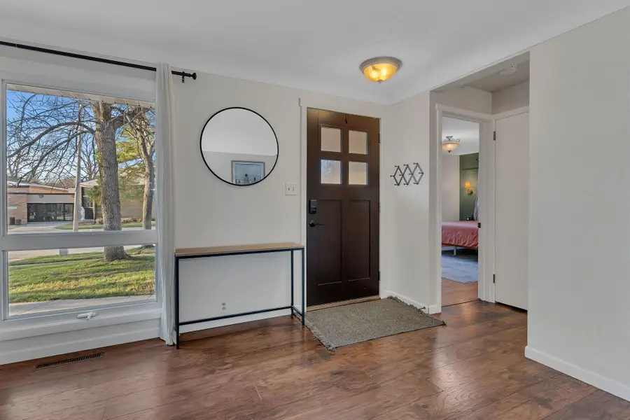 1112 Monongalia Avenue Sw, Willmar, MN 56201 - #3