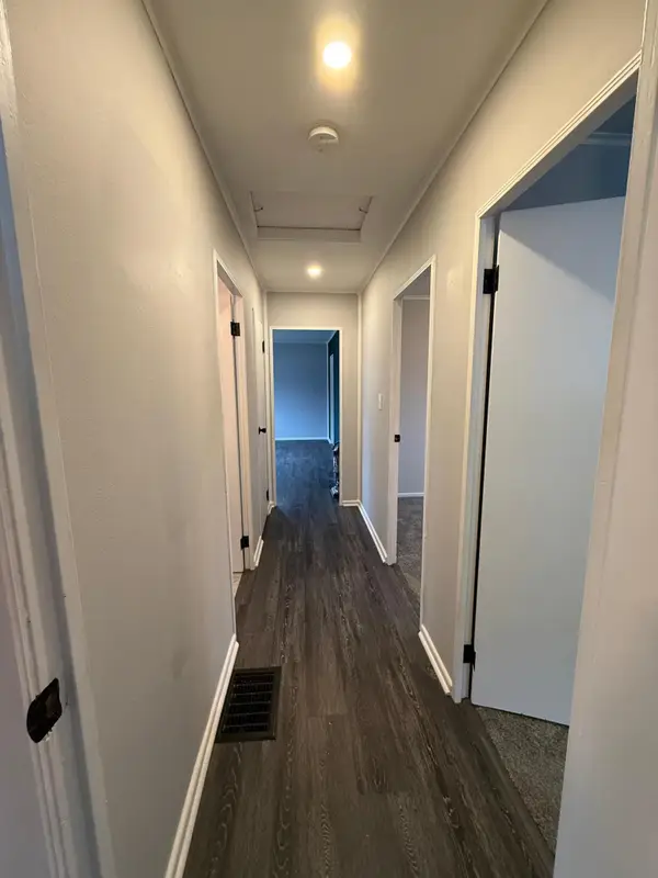 162 College Avenue W #2, Saint Paul, MN 55102