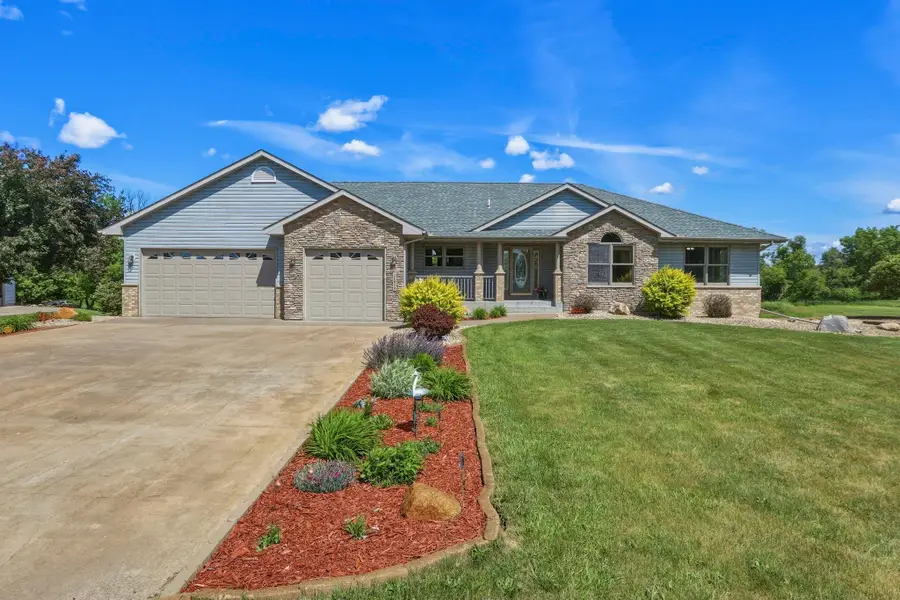 39829 Hastings Street Ne, Stanchfield, MN 55080 - #3