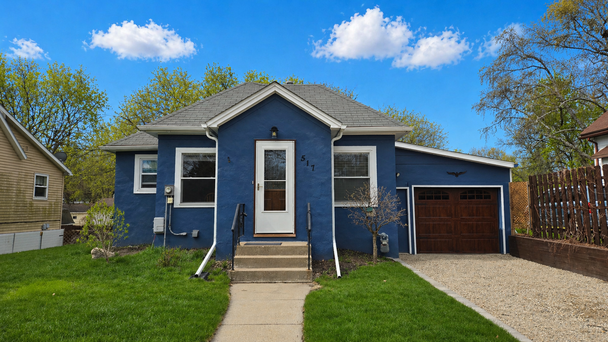 517 12th Street Nw, Willmar, MN 56201 - #1