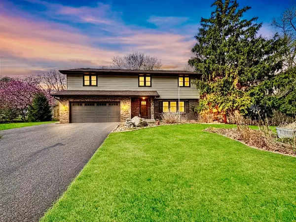 2700 Crestwood Circle, Minnetonka, MN 55305