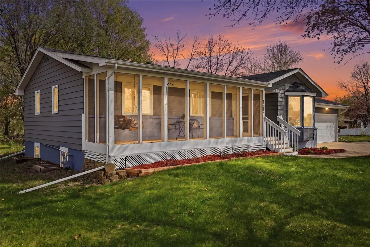 1210 3rd Avenue Ne, Buffalo, MN 55313 - #1