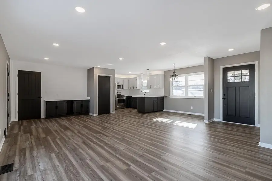 1458 Lookout Drive, North Mankato, MN 56003 - #3