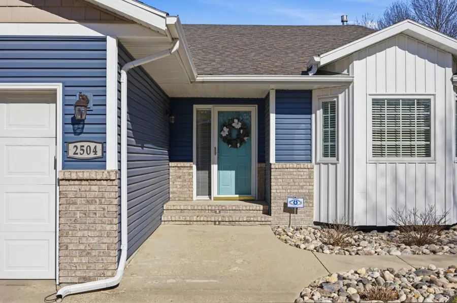 2504 33rd Street S, Fargo, ND 58103 - #3