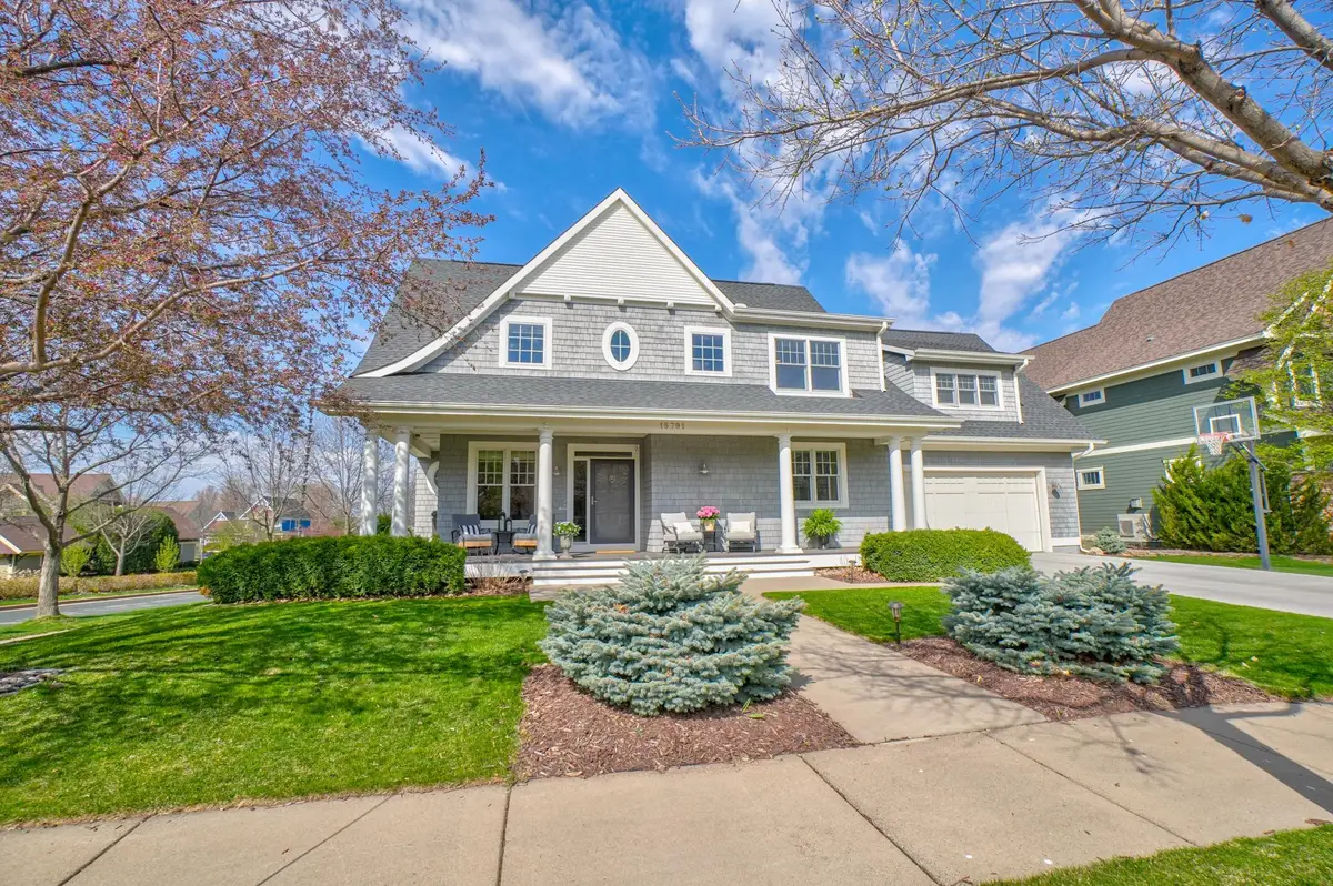 15791 Diamond Way, Apple Valley, MN 55124 - #1