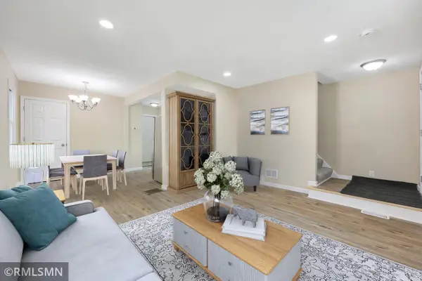 853 Conway Street, Saint Paul, MN 55106