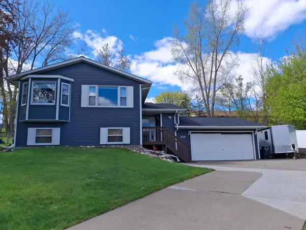 224 Mississippi Drive, Monticello, MN 55362