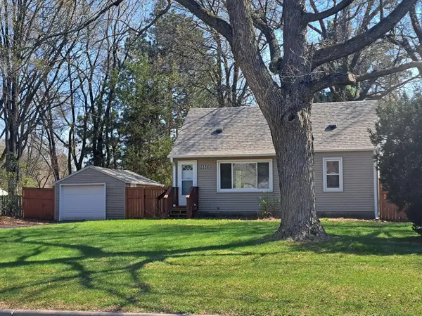 2266 Pinewood Drive, Mounds View, MN 55112