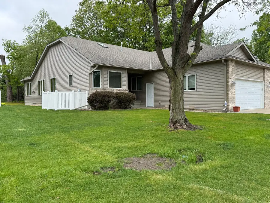 5635 Heather Ridge Court, Shoreview, MN 55126 - #2