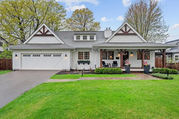 225 Broadway Avenue N, Wayzata, MN 55391