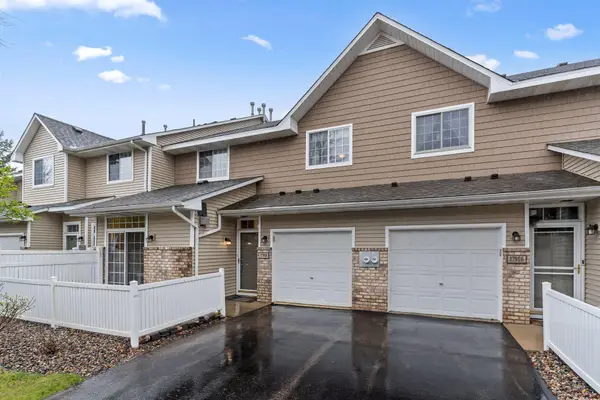 17918 Cobblestone Way, Eden Prairie, MN 55347
