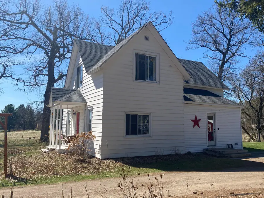 35264 Dolphin Street Nw, Princeton, MN 55371 - #2