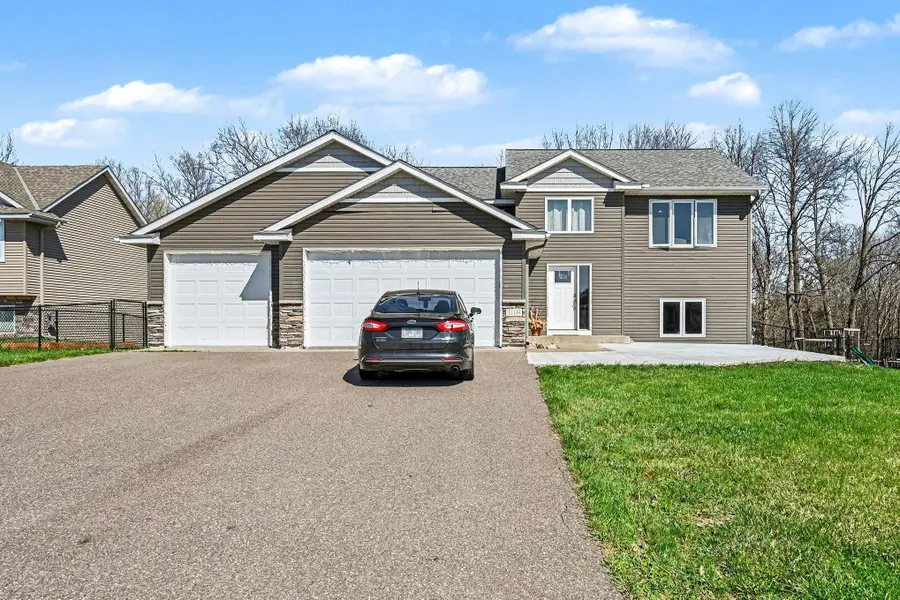 31149 Algonquin Trail, Chisago City, MN 55013 - #2