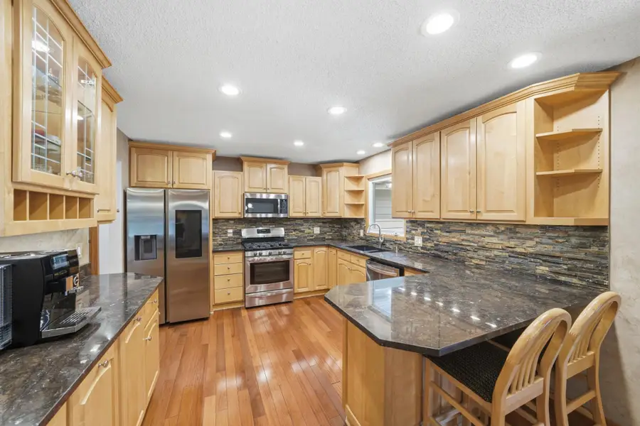 6655 Tanager Lane, Eden Prairie, MN 55346 - #3