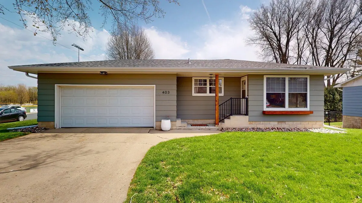 403 3rd Avenue Se, Pine Island, MN 55963 - #1