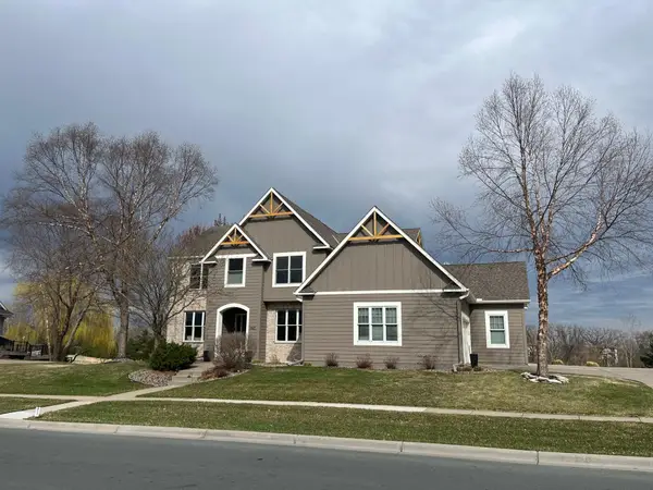 4127 Kindred Way, Lake Elmo, MN 55042