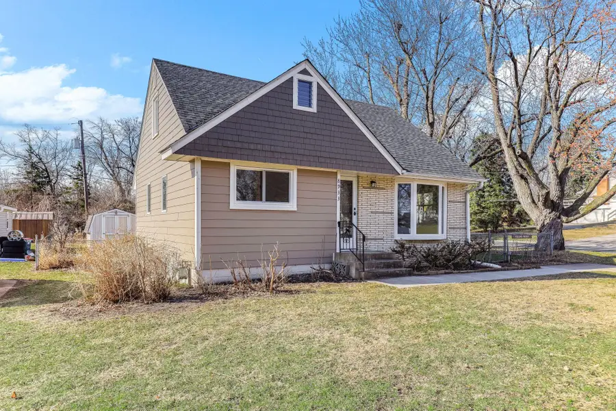 8933 Wally Drive, Golden Valley, MN 55427 - #2