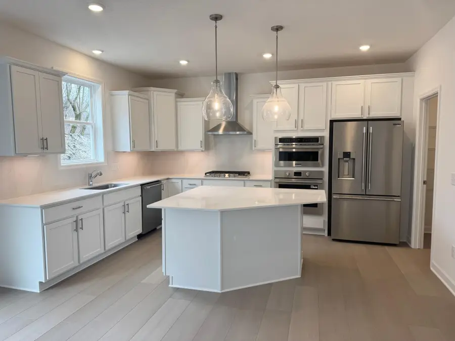 2584 Aspen Court, Shakopee, MN 55379 - #2