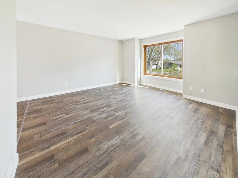 347 3rd Street Ne, Sartell, MN 56377 - #2