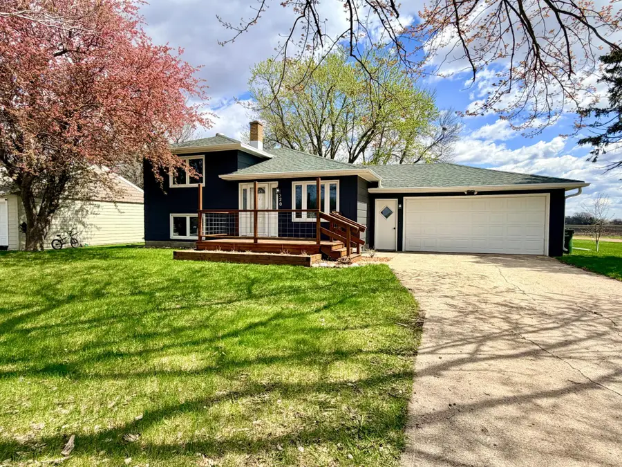 520 Frontier Road, Brewster, MN 56119 - #2