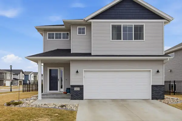 1203 27th Avenue W, West Fargo, ND 58078