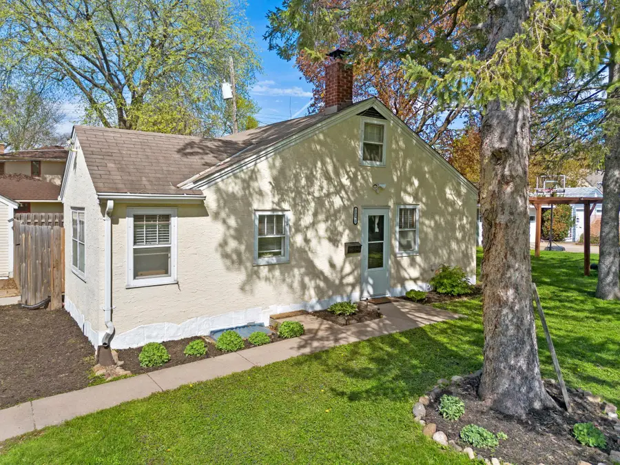 1291 Mackubin Street, Saint Paul, MN 55117 - #3