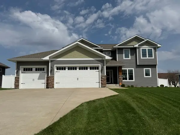 210 Hickory Lane Ne, Owatonna, MN 55060